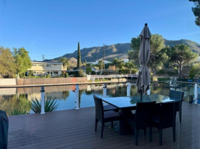 Lakefront House With Breath Taking Views